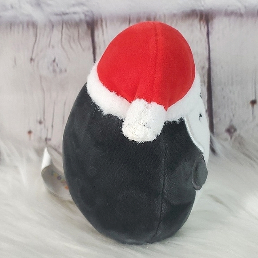 Squishmallows CANADA CHRISTMAS EXCLUSIVE Luna the Penguin Santa Plush Stuffed 5" - Picture 6 of 9